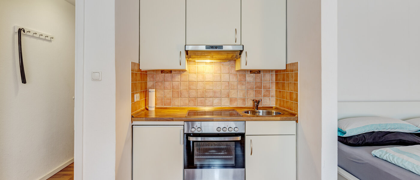 apartment München Schwabing 01 kitchen 14807