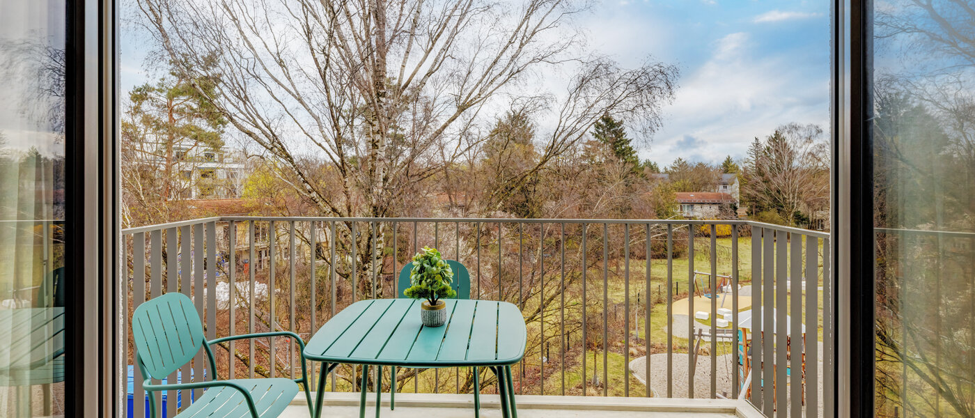 apartment München Am Hart 01 balcony 14808