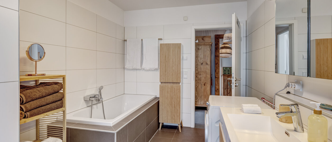 maisonette Germering 03 bathroom 14809