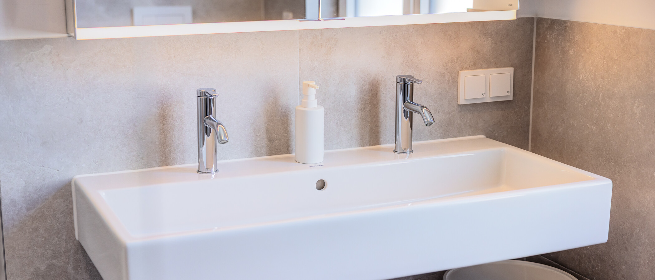 apartment Unterschleißheim Lohhof 03 bathroom 14813