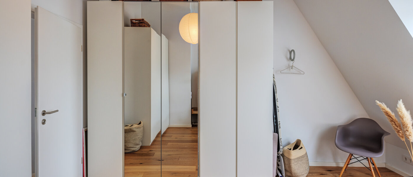 townhouse München Harlaching 04 bedroom 14816