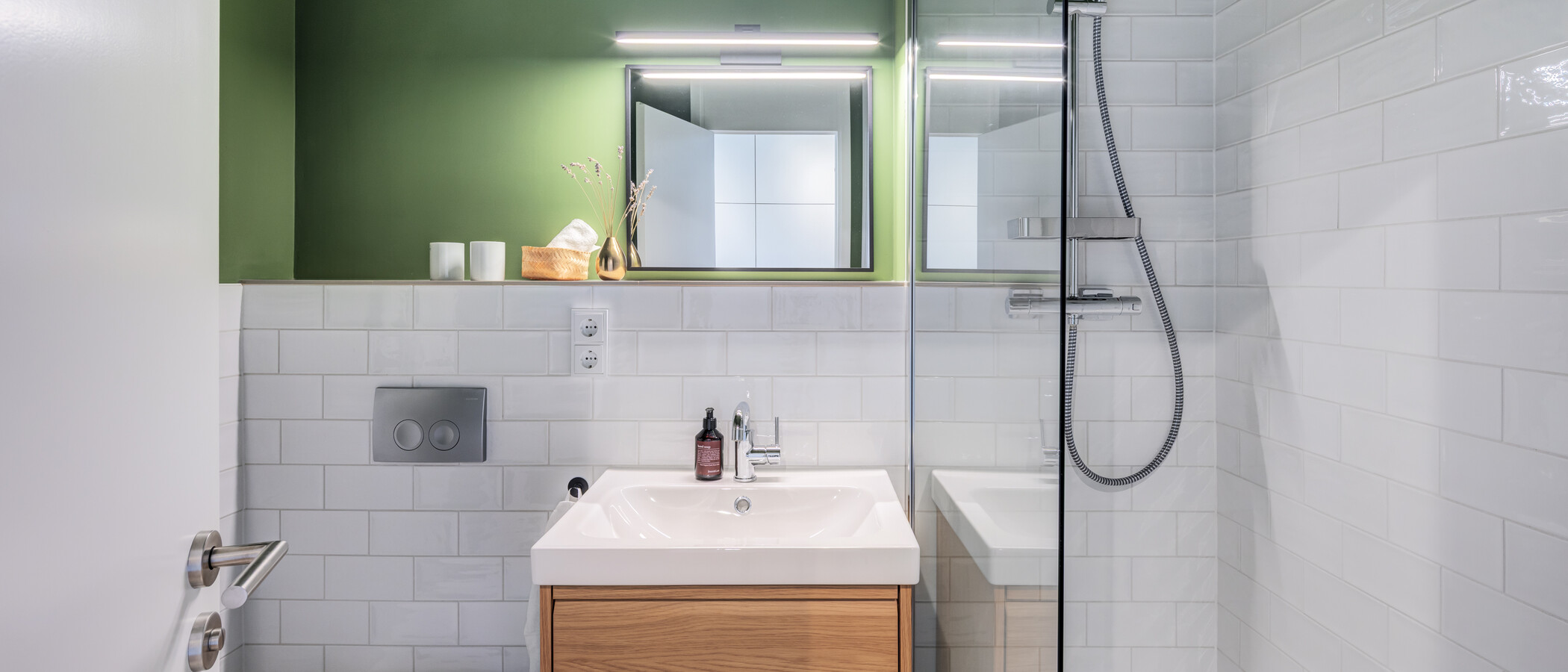 apartment München Sendling-Westpark 01 bathroom 14819