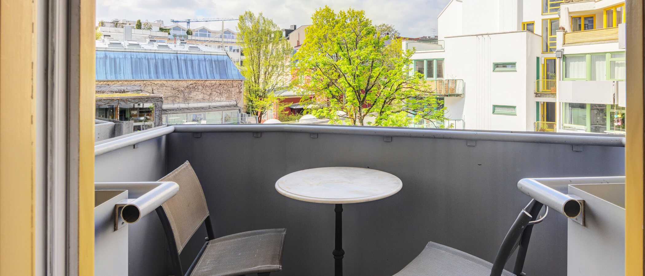 apartment München Maxvorstadt 01 balcony 14821