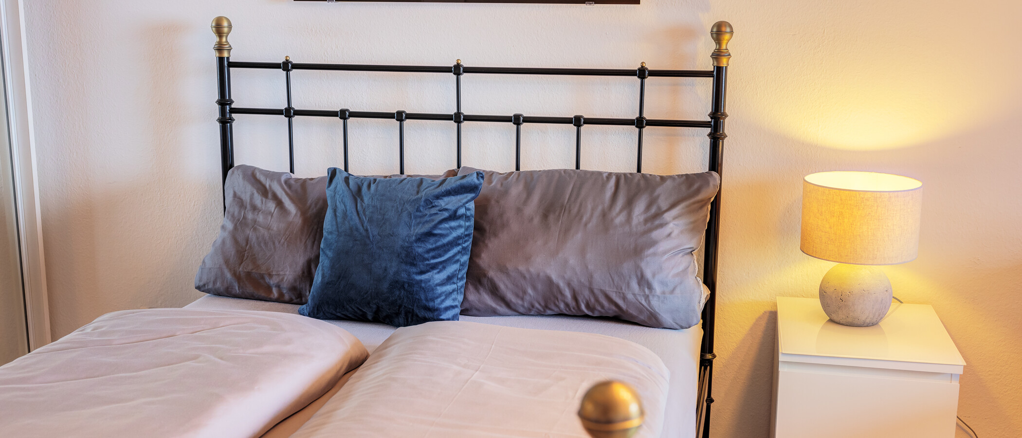 apartment München Maxvorstadt 01 sleeping area 14821