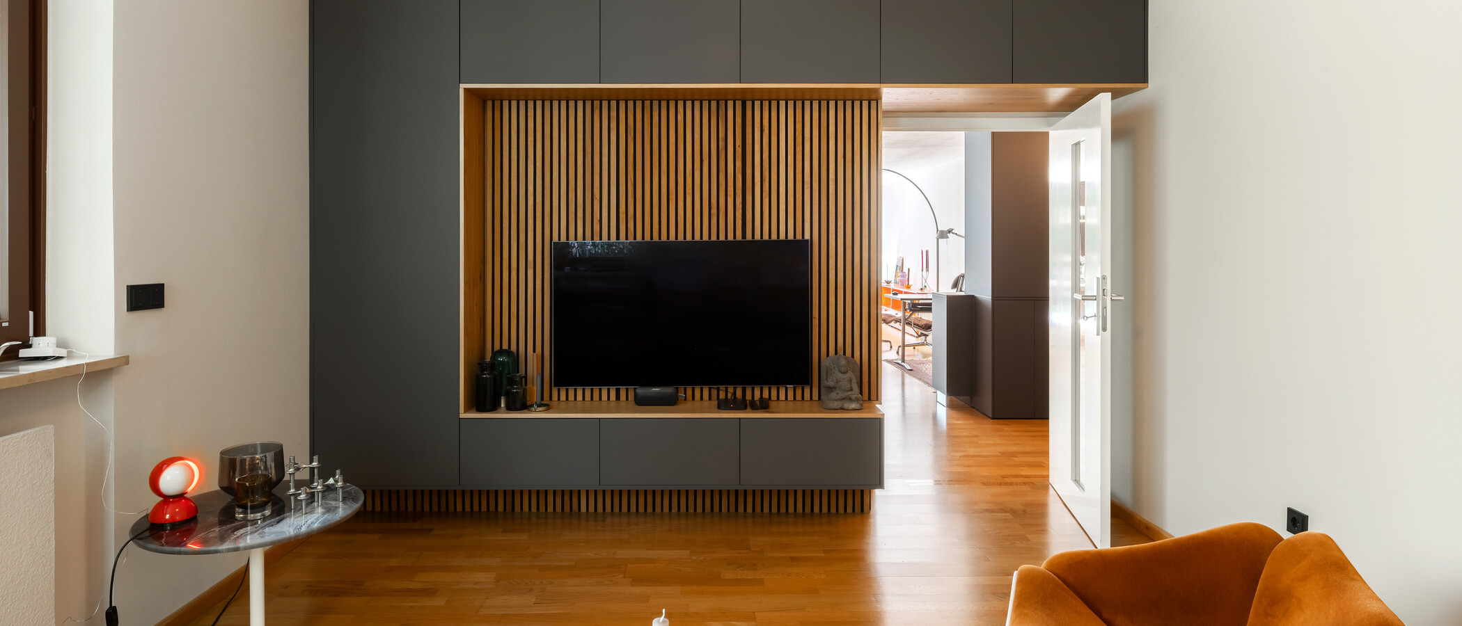 apartment München Oberföhring 03 living room 14829