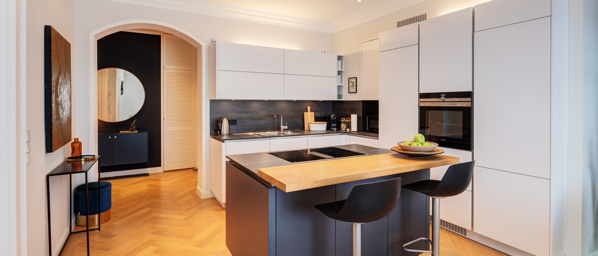 apartment München Neuhausen 02 kitchen 14830