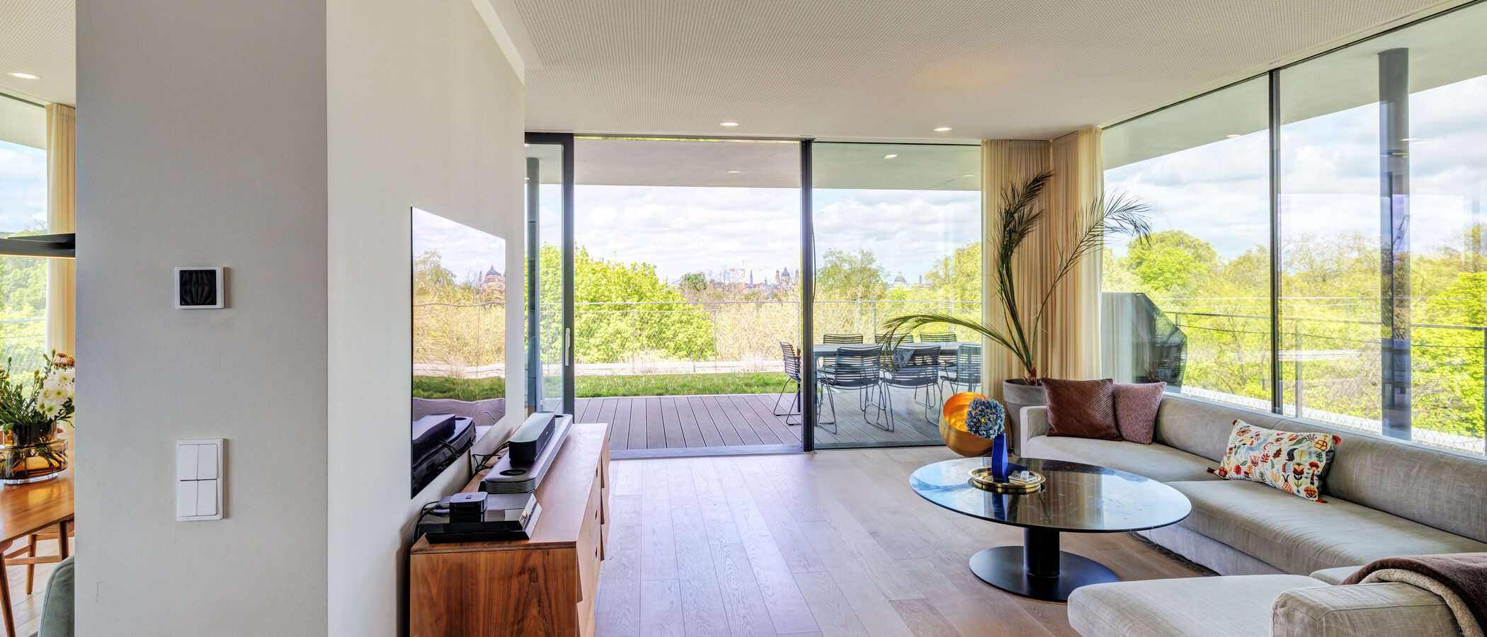 penthouse München Haidhausen 01 living area 14832