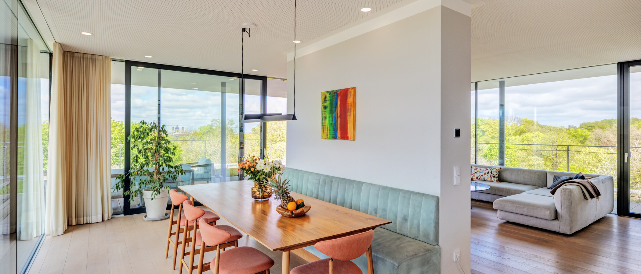 penthouse München Haidhausen 01 dining area 14832