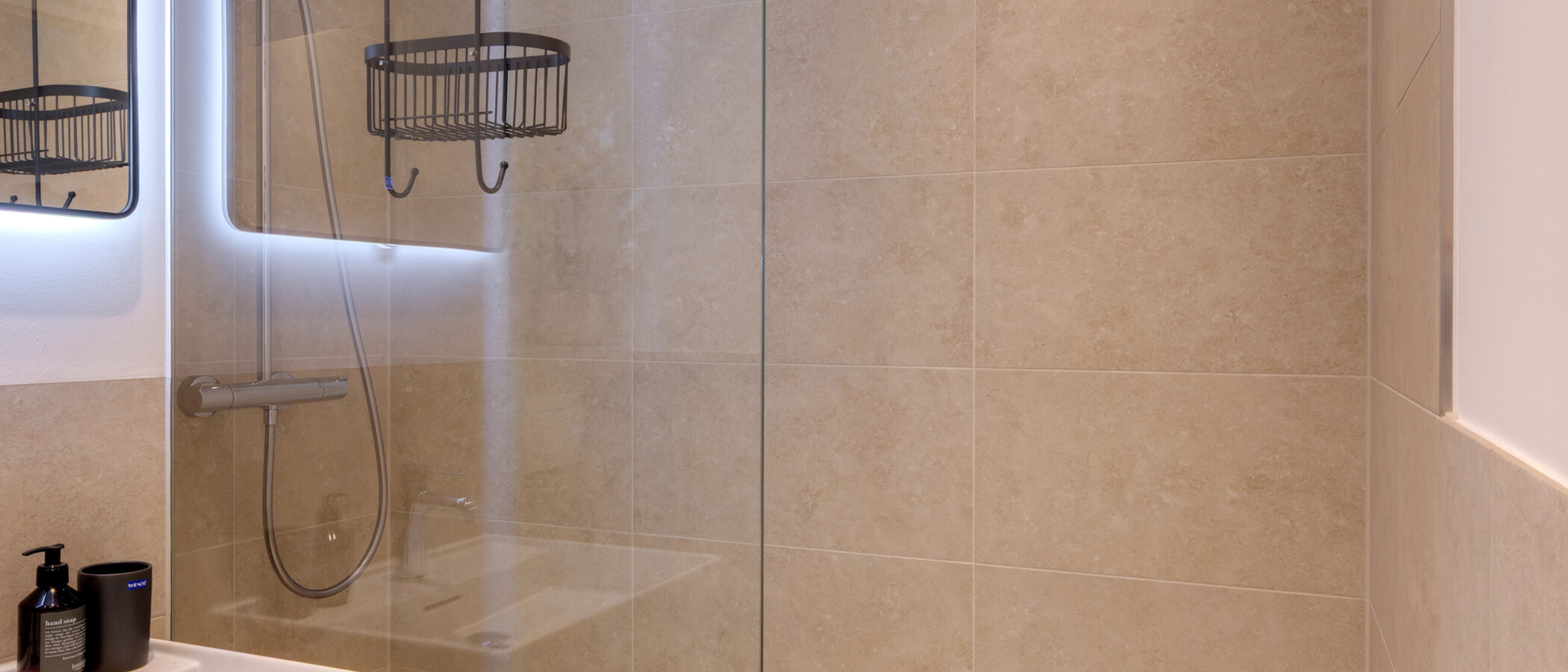 apartment München Schwabing-West 02 bathroom 14835