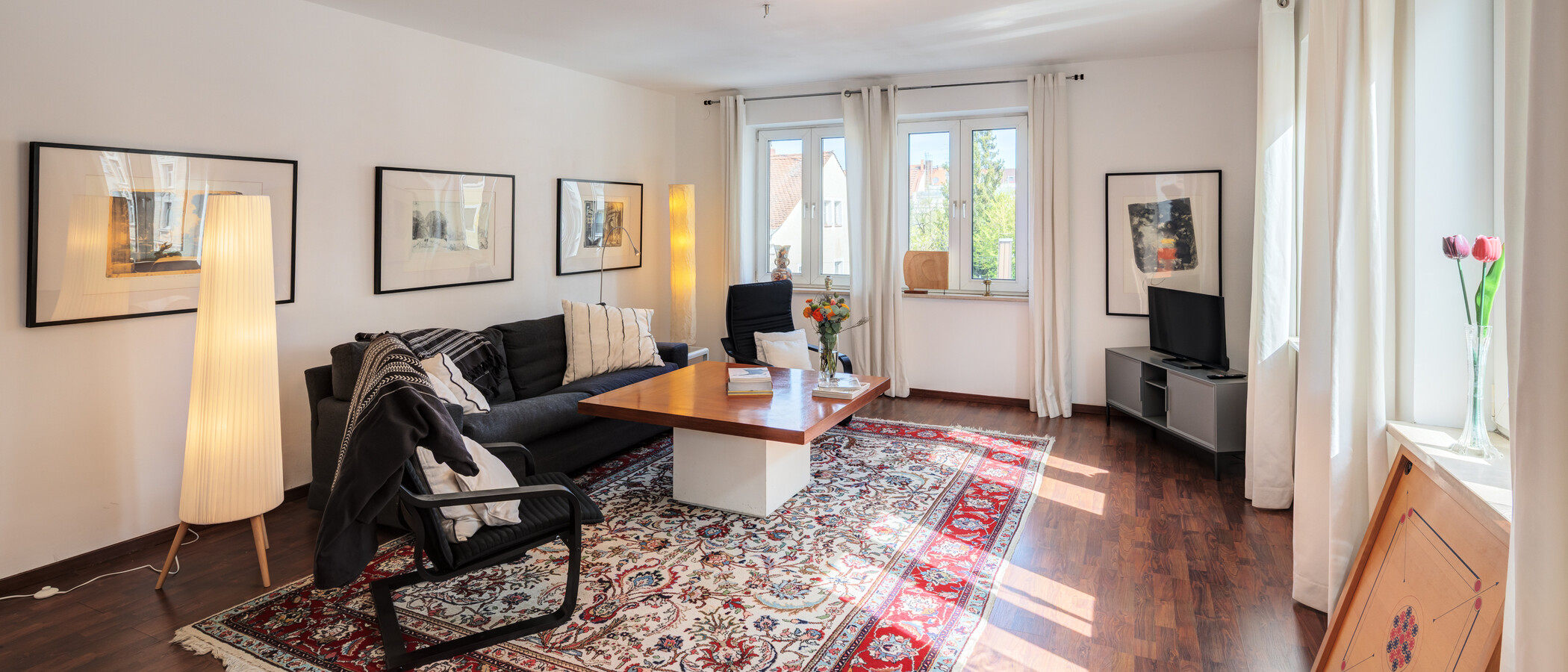 apartment München Schwabing (links der Leopoldstraße) 02 living room 14839