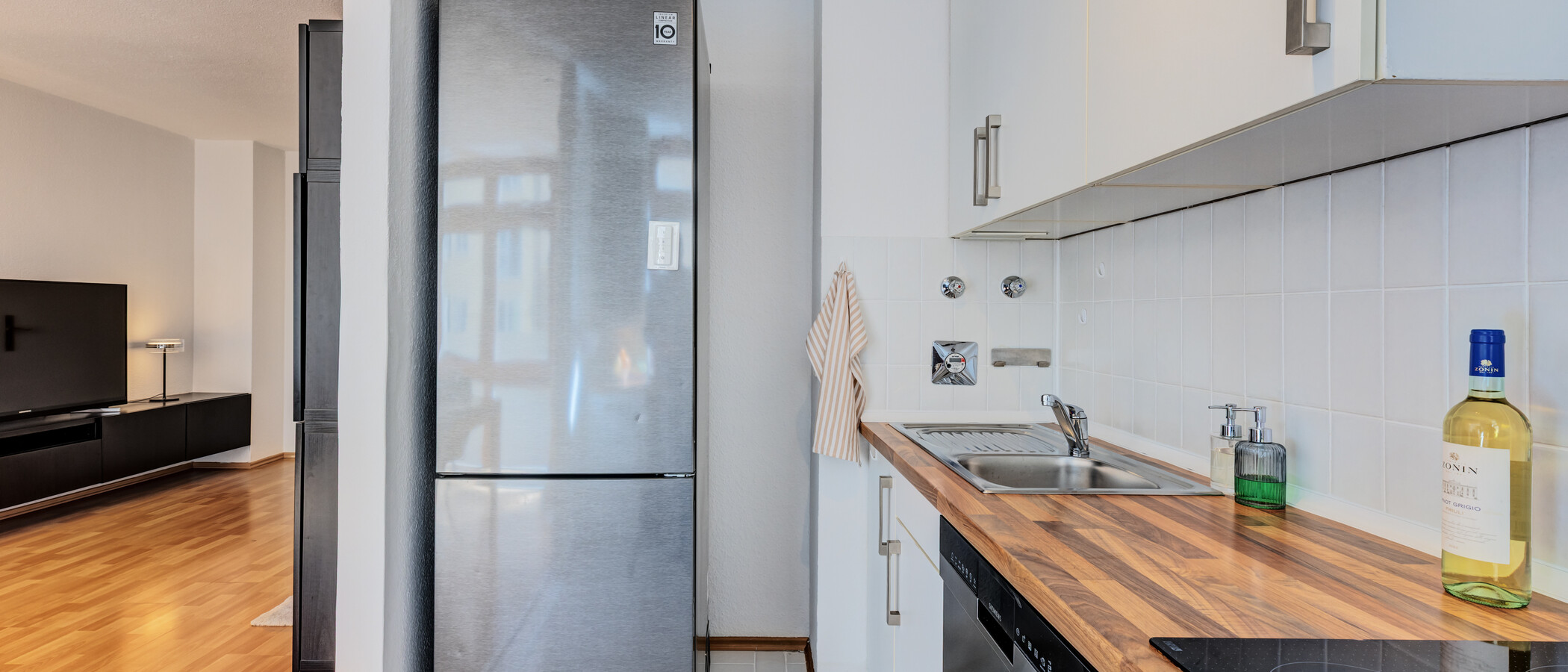 apartment München Gärtnerplatzviertel 02 kitchen 14843