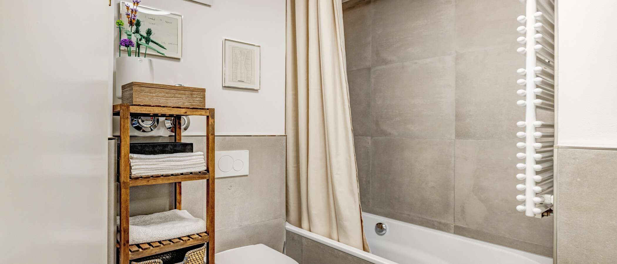 apartment München Gärtnerplatzviertel 02 bathroom 14843