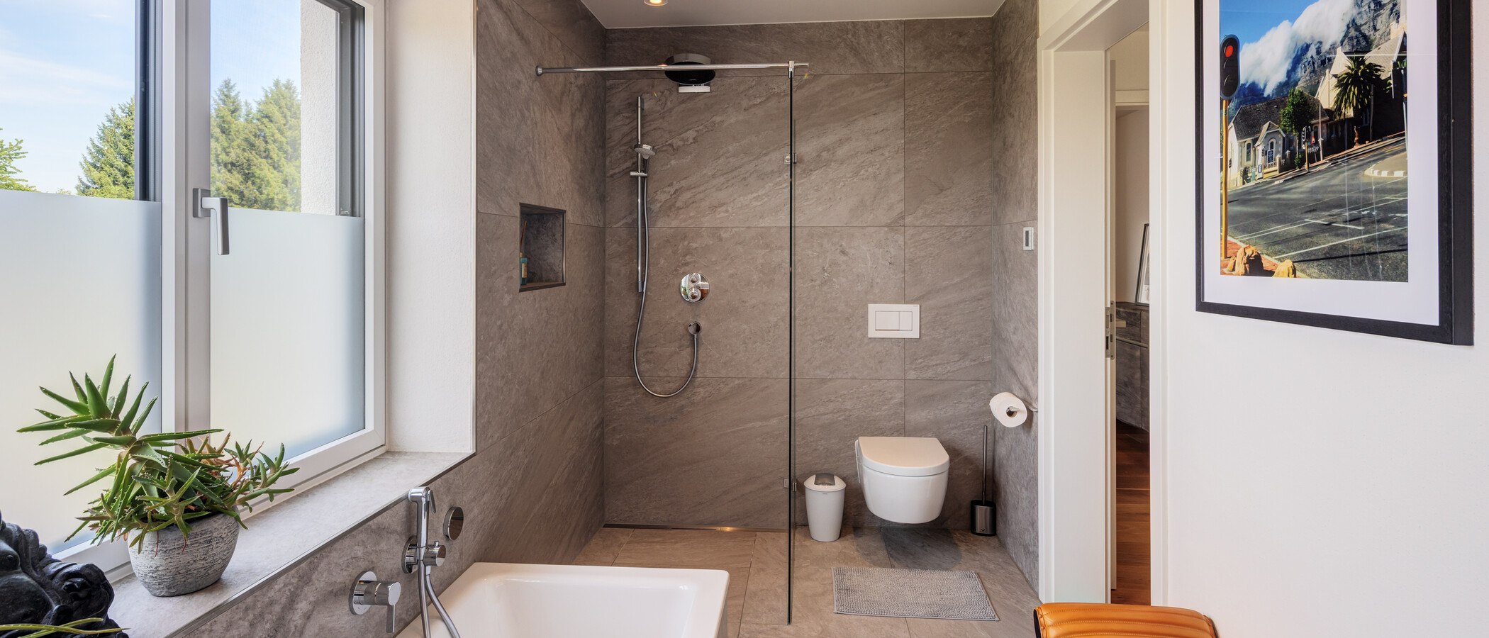 detached house Fahrenzhausen 04 1. bathroom 14846