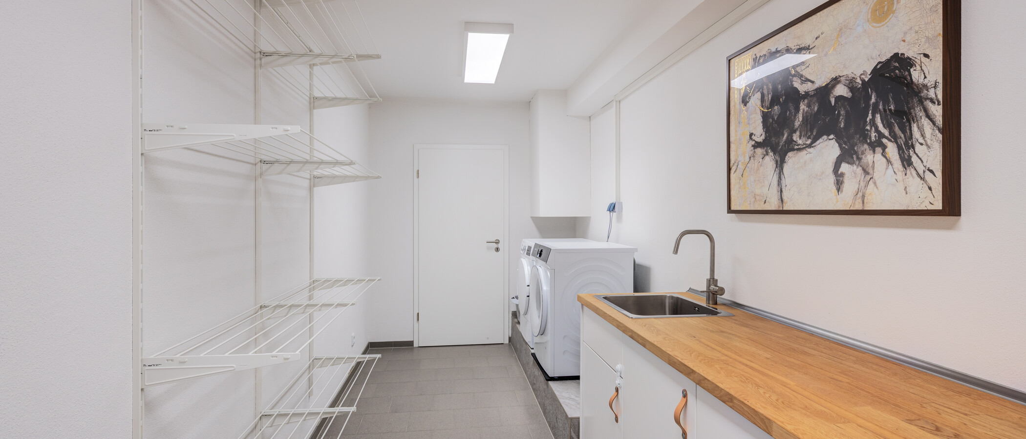 detached house Fahrenzhausen 01 utility room 14846