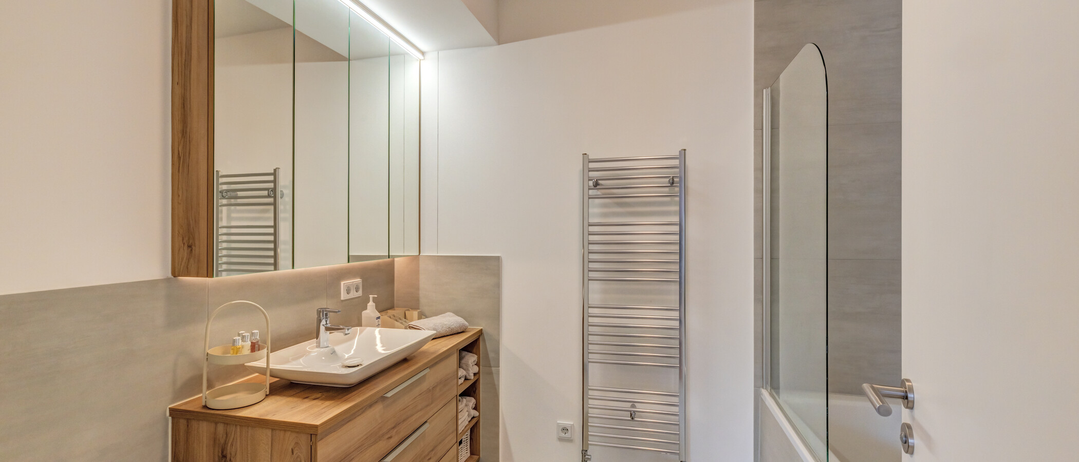 apartment München Ludwigsvorstadt 01 1. bathroom 14847