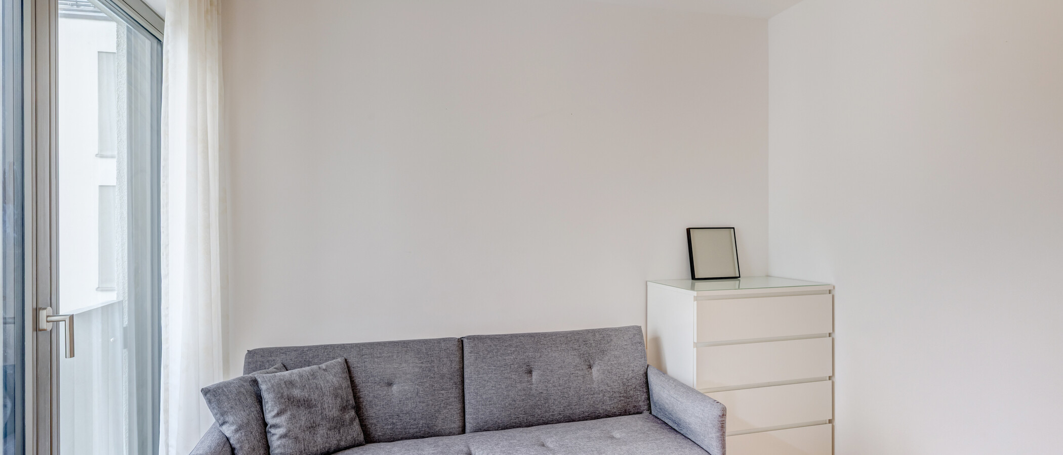 apartment München Ludwigsvorstadt 02 Workspace/Guestroom 14847