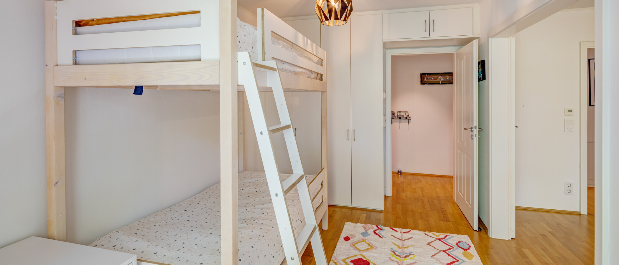 apartment München Oberföhring 03 children's room 14848
