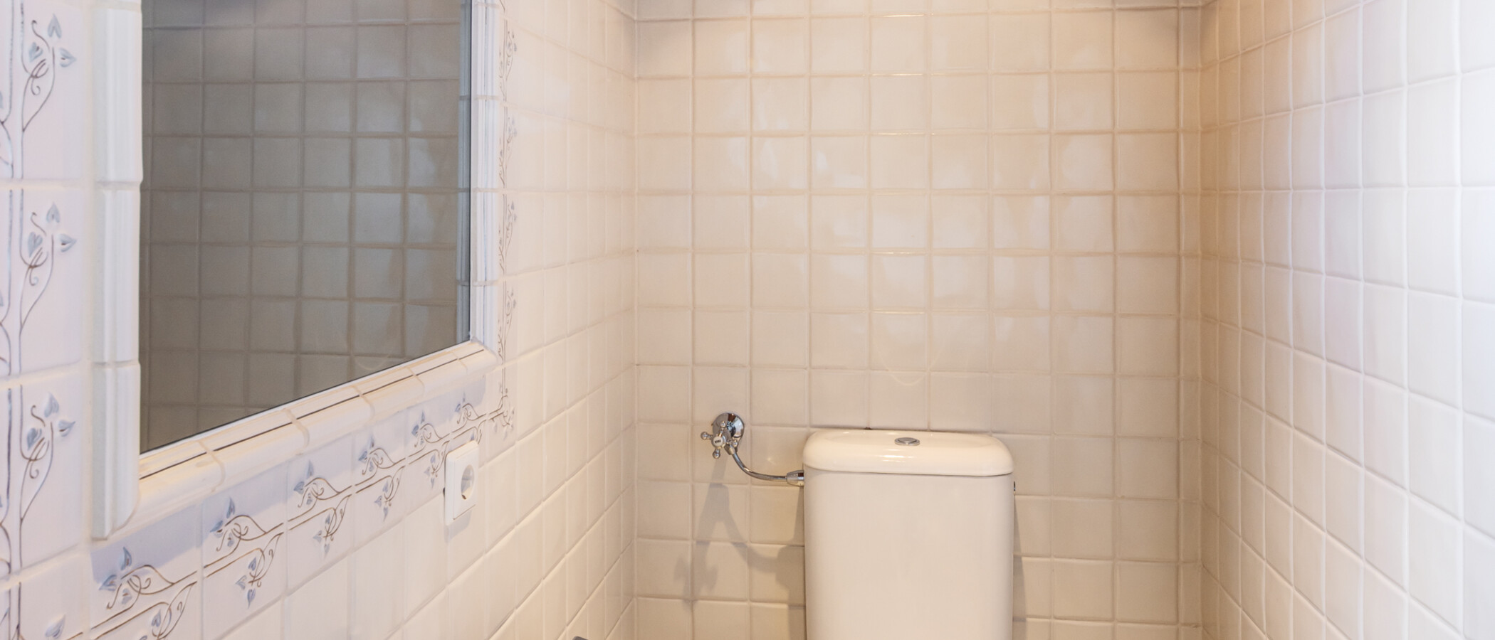 apartment Tegernsee 01 guest toilet 14851
