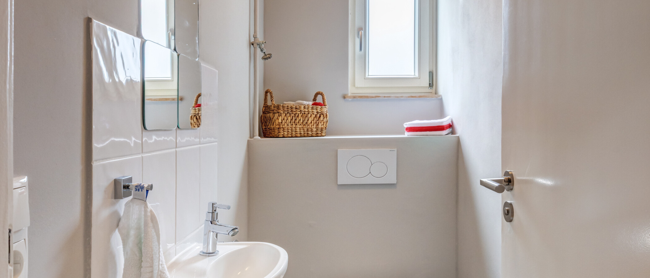 apartment München Maxvorstadt - Universitätsviertel 01 separate toilet 14853