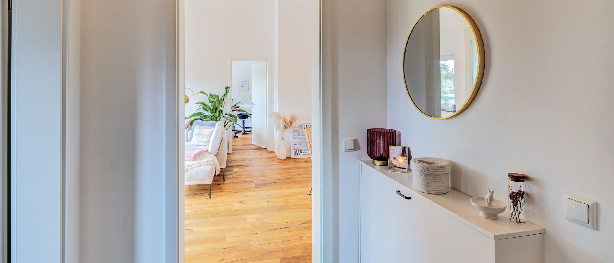 roof terrace apartment Planegg 02 hall 14854