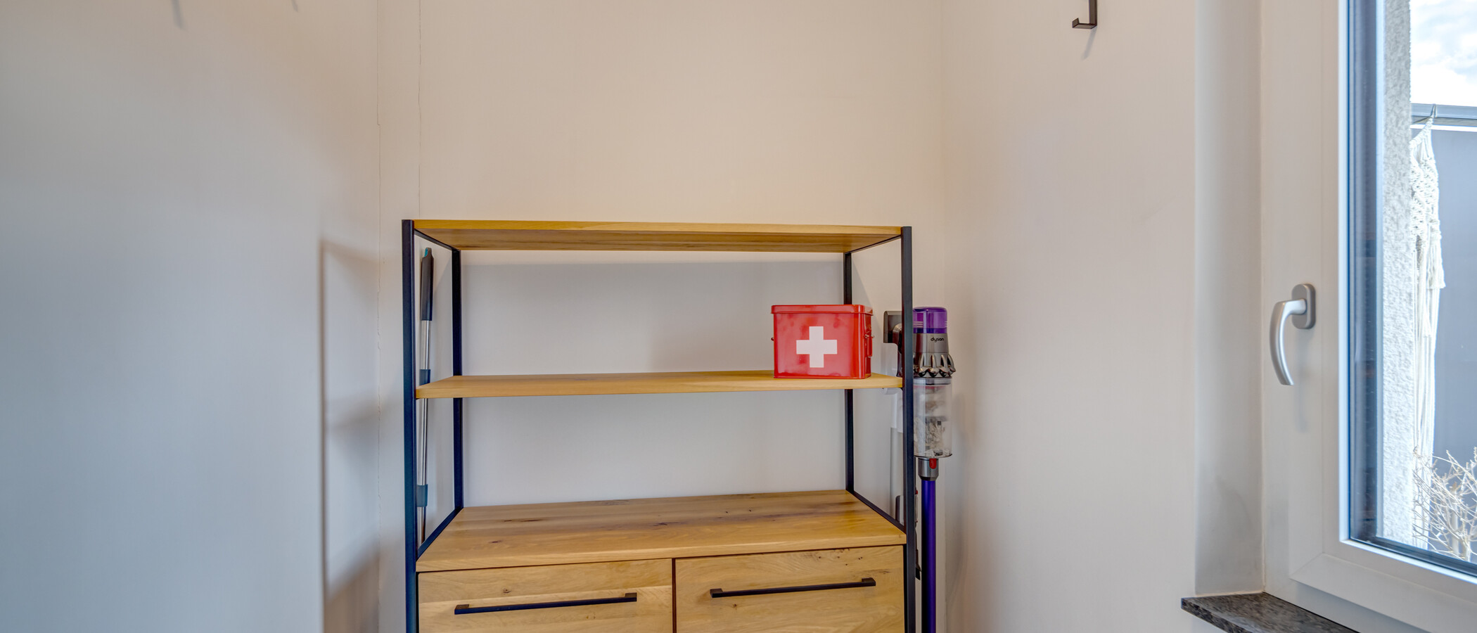 roof terrace apartment Planegg 02 storage room 14854