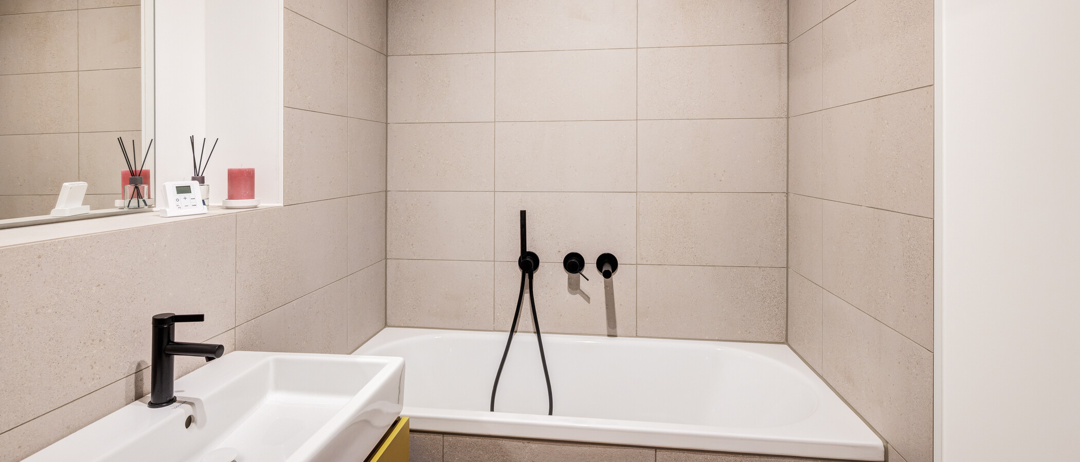maisonette München Neuhausen 03 1. bathroom 14864