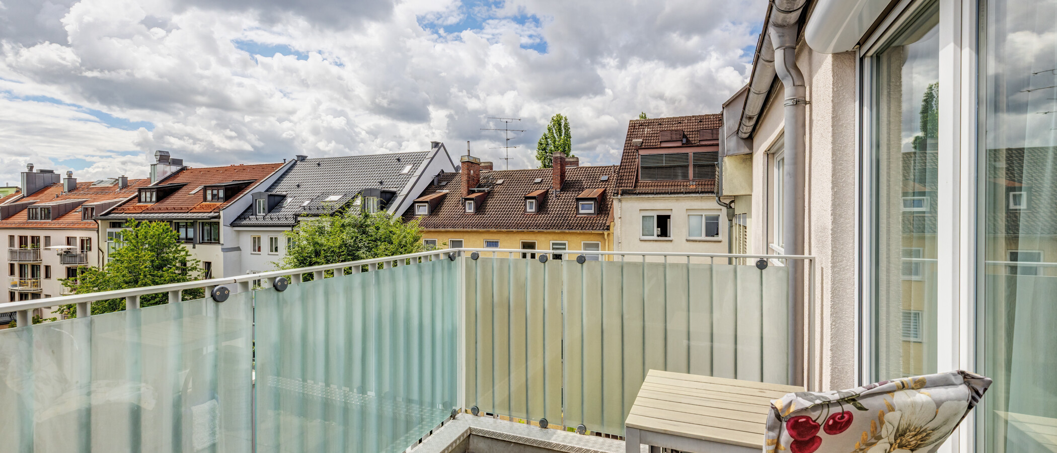 apartment München Ludwigsvorstadt 01 balcony 14870
