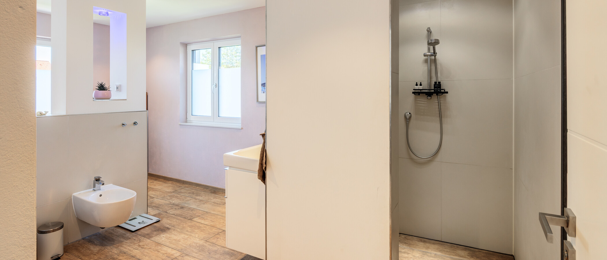 semi-detached house Sauerlach 05 1. bathroom 14871