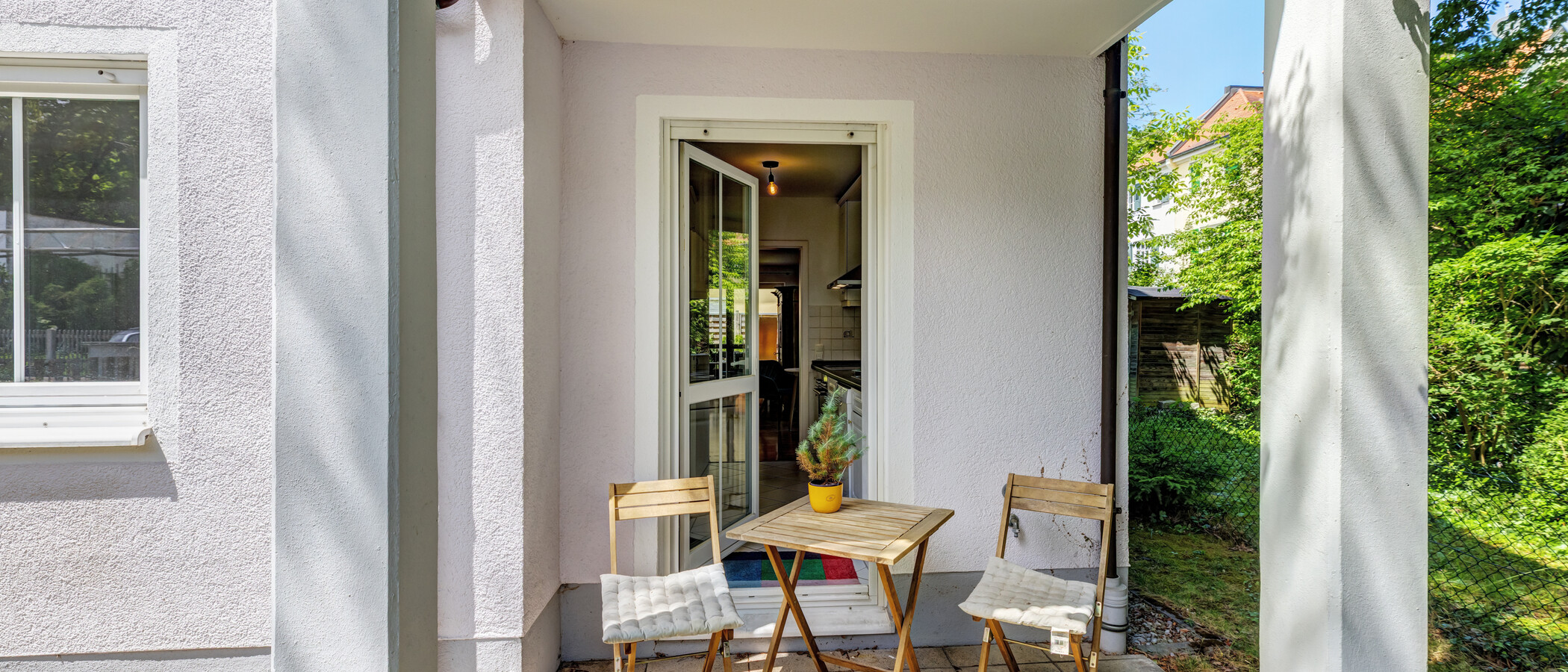 apartment with garden 	 München Pasing 01 2. terrace 14874