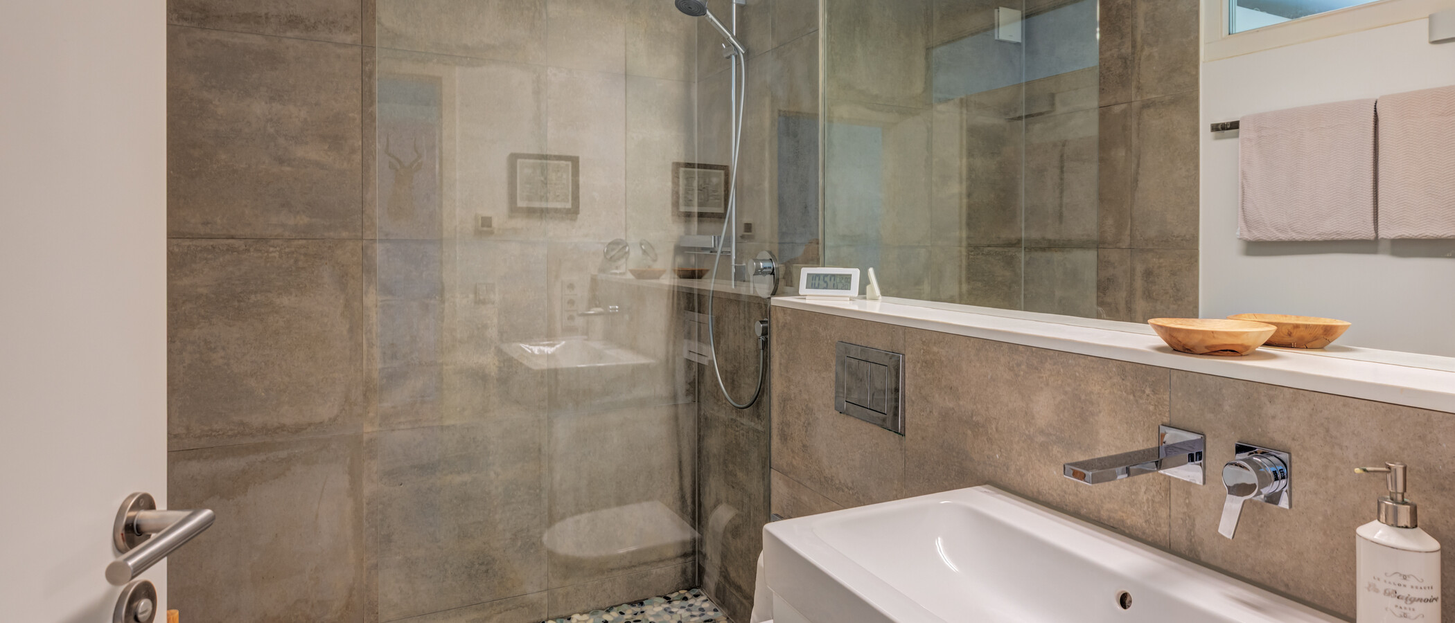 apartment München Nymphenburg 01 2. bathroom 14877