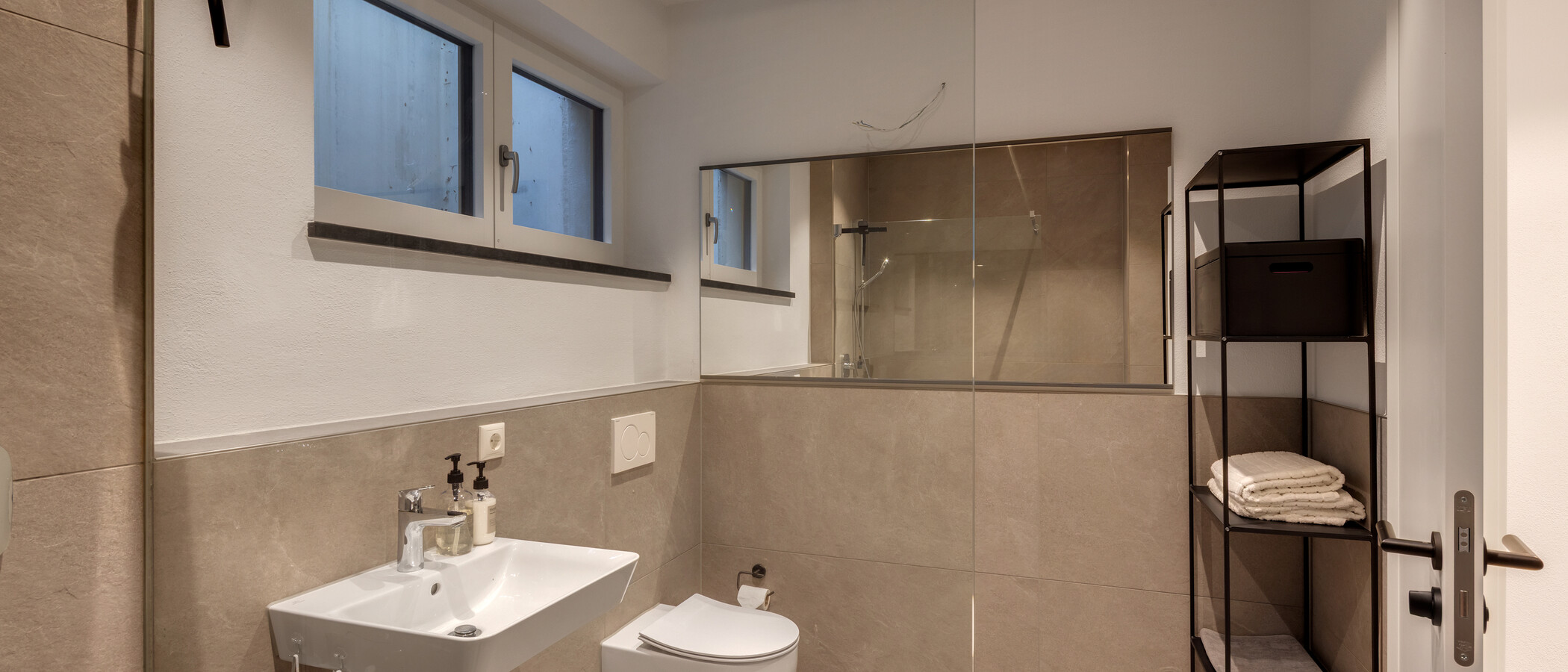 apartment Wörthsee 01 2. bathroom 14878