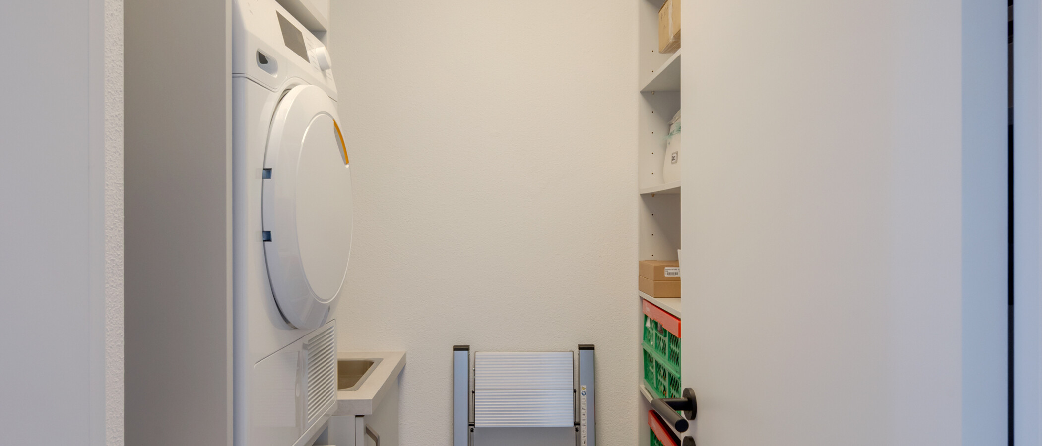 apartment Wörthsee 01 utility room 14878