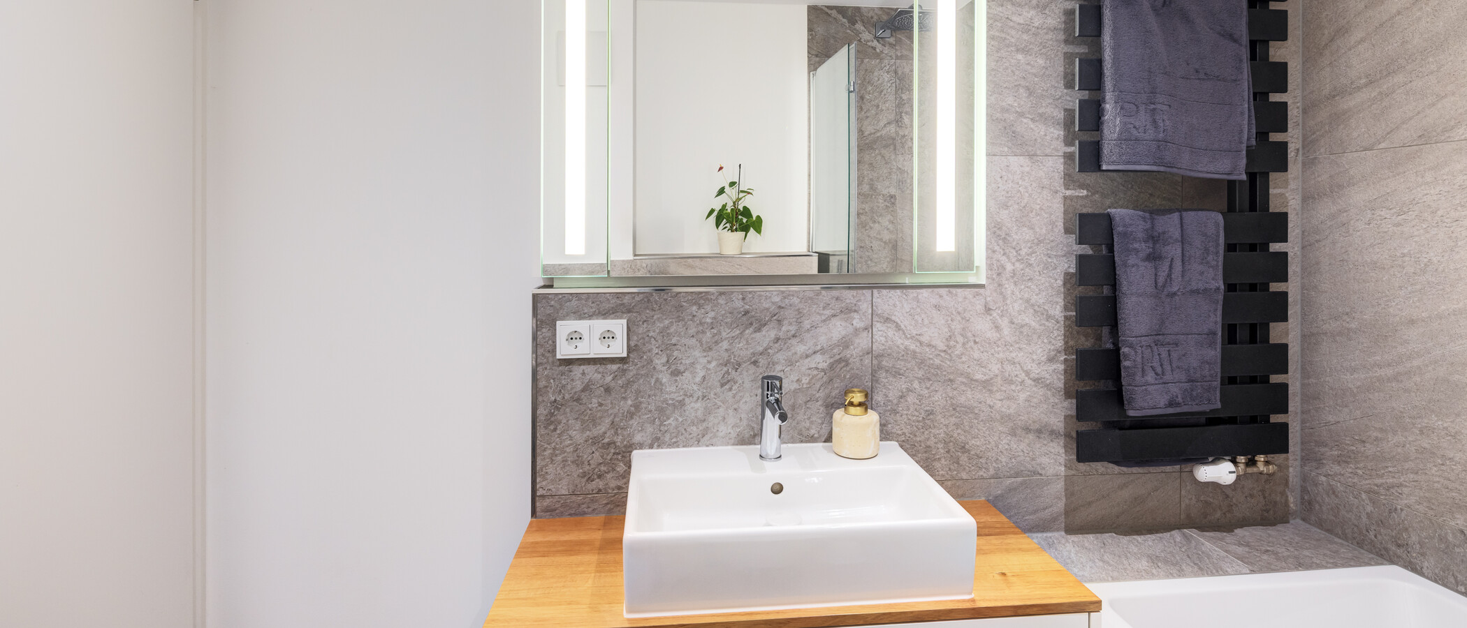 apartment München Solln 02 bathroom 14884