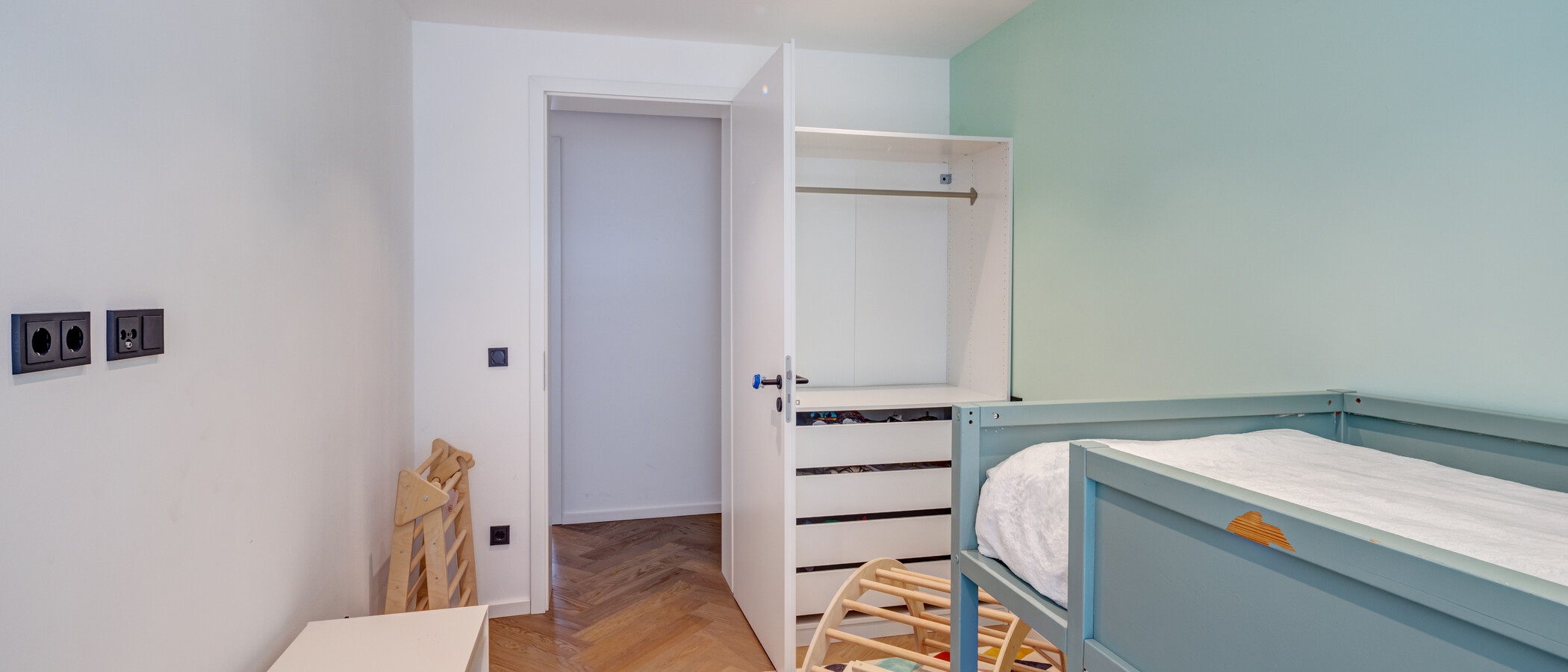 Bungalow Ottobrunn 02 2. child 14886