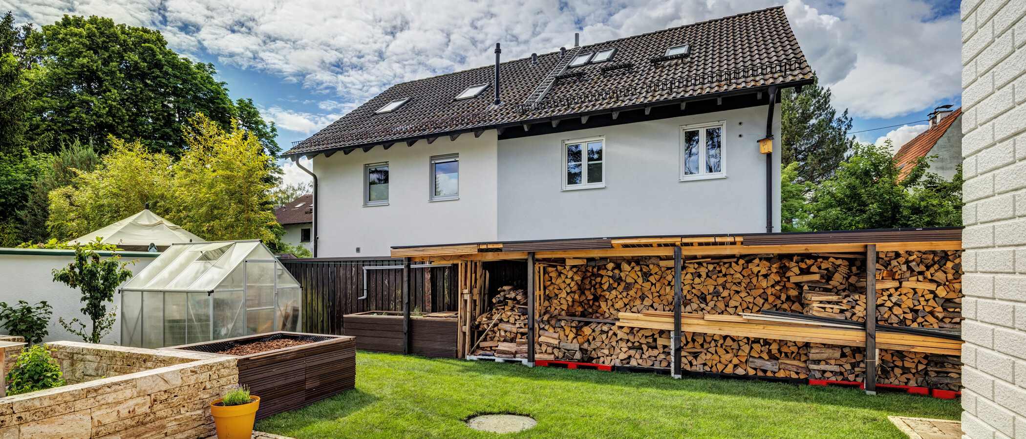 Bungalow Ottobrunn 03 garden 14886
