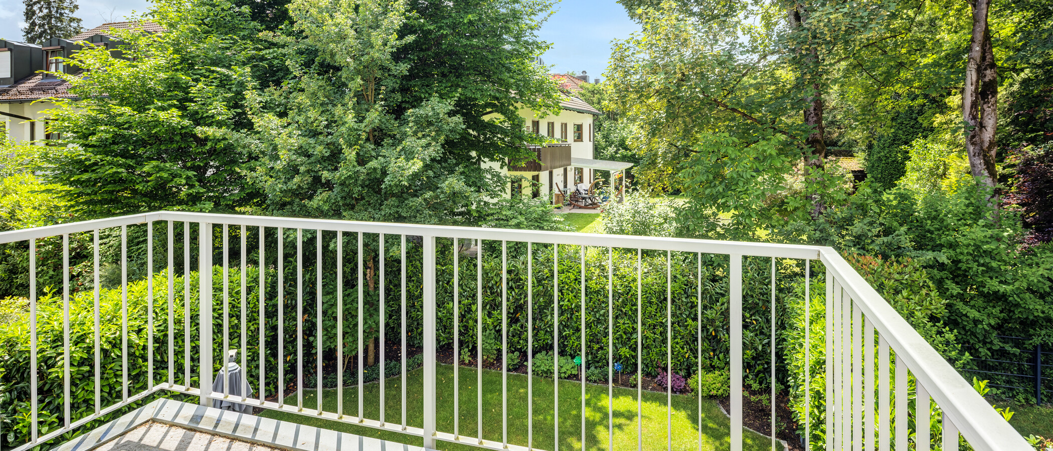 semi-detached house München Waldtrudering 01 balcony 14888