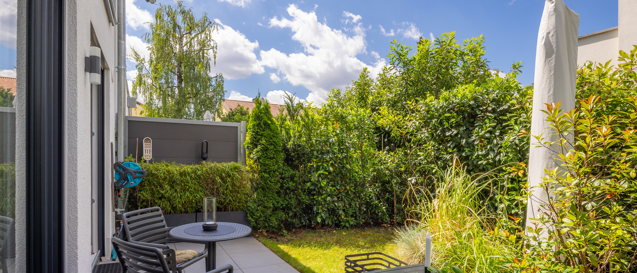 townhouse München Untermenzing 01 garden 14892