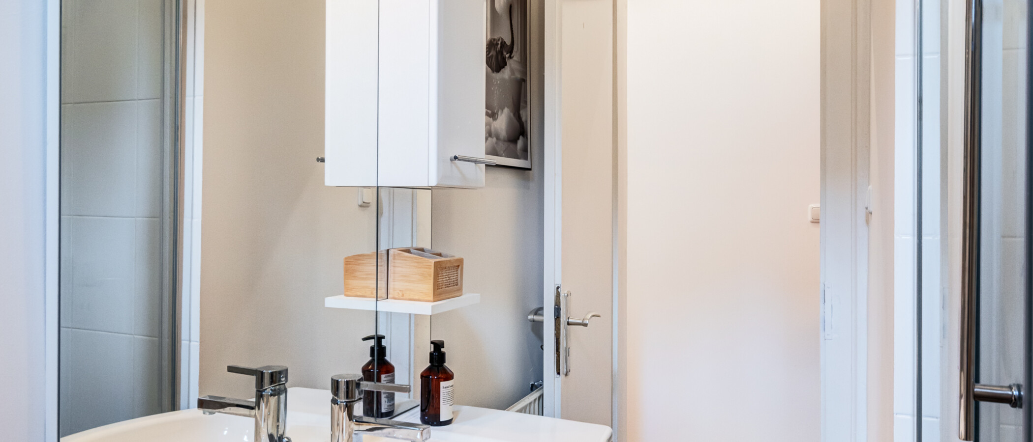 apartment München Schwabing-West 03 bathroom 14894