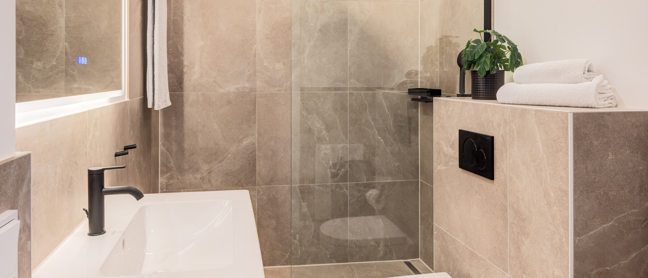 apartment München Schwabing-West (rund um den Hohenzollernplatz) 01 bathroom 14895