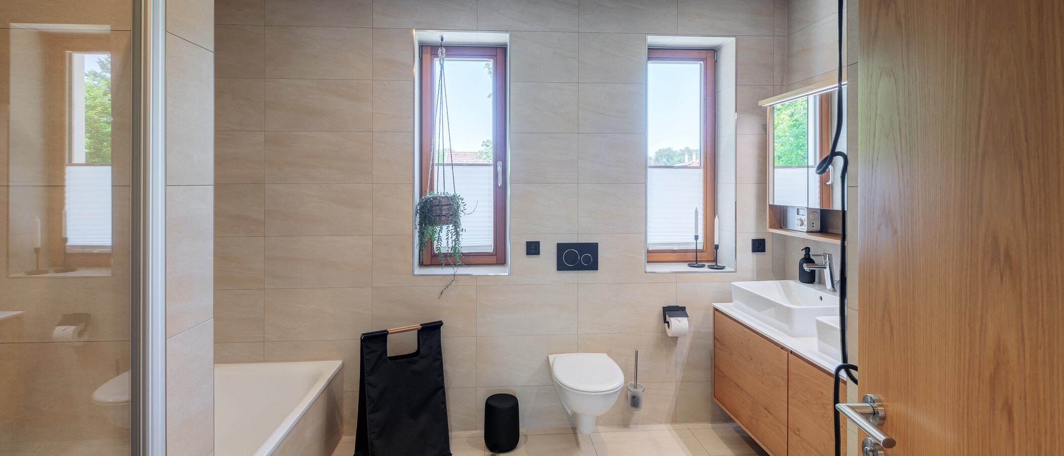 semi-detached house Inning am Ammersee 02 1. bathroom 14905
