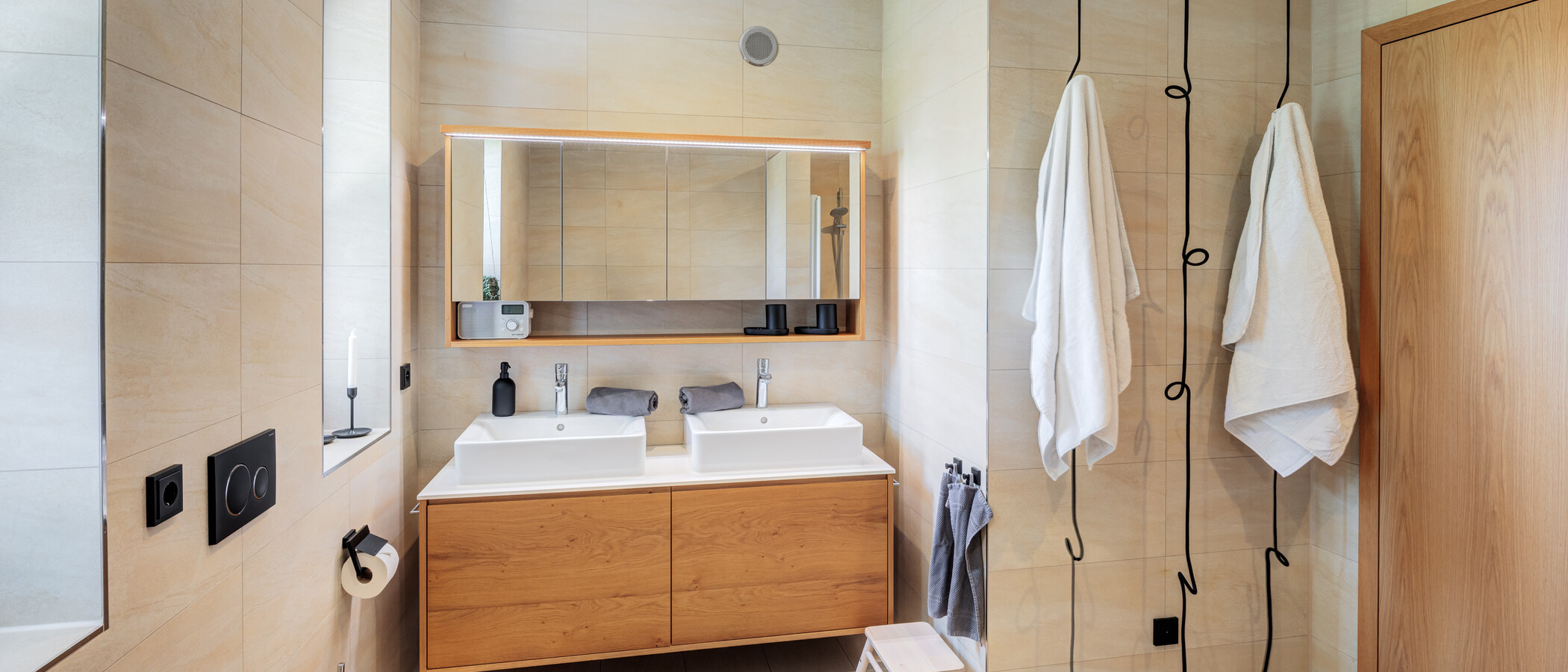 semi-detached house Inning am Ammersee 03 1. bathroom 14905