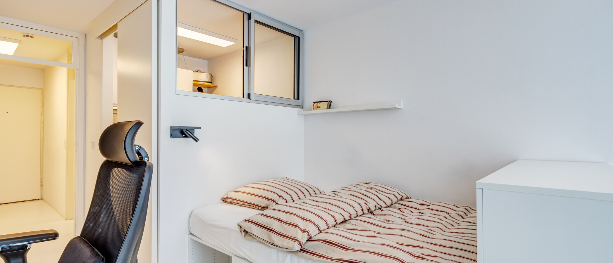 apartment München Maxvorstadt - Universitätsviertel 01 sleeping area 14910