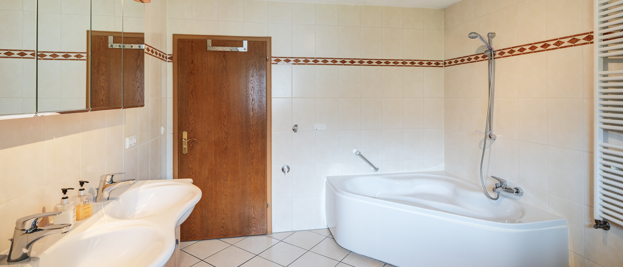 house Gmund am Tegernsee 02 1. bathroom 14912