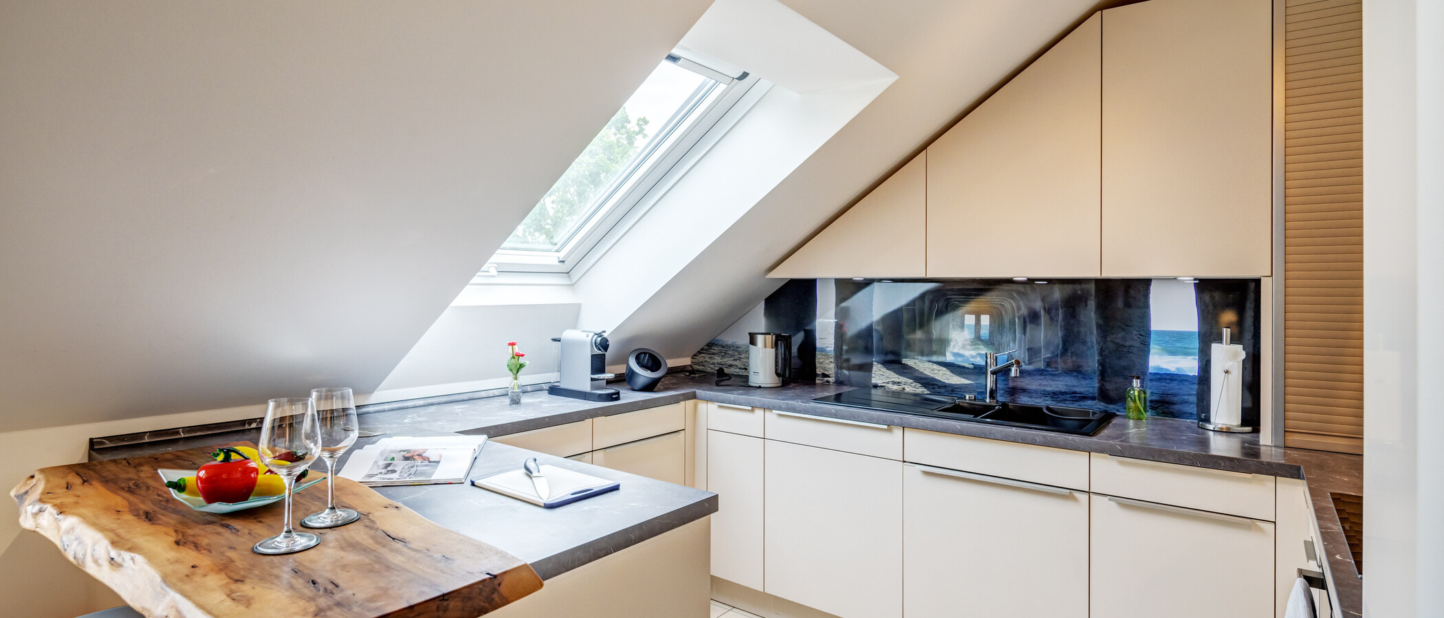 attic apartment München Obergiesing 01 kitchen 14920