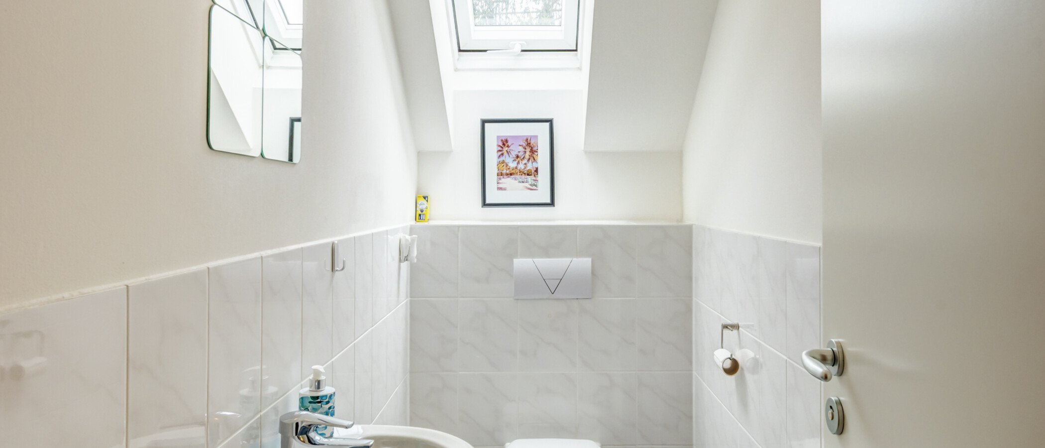 attic apartment München Obergiesing 01 separate toilet 14920