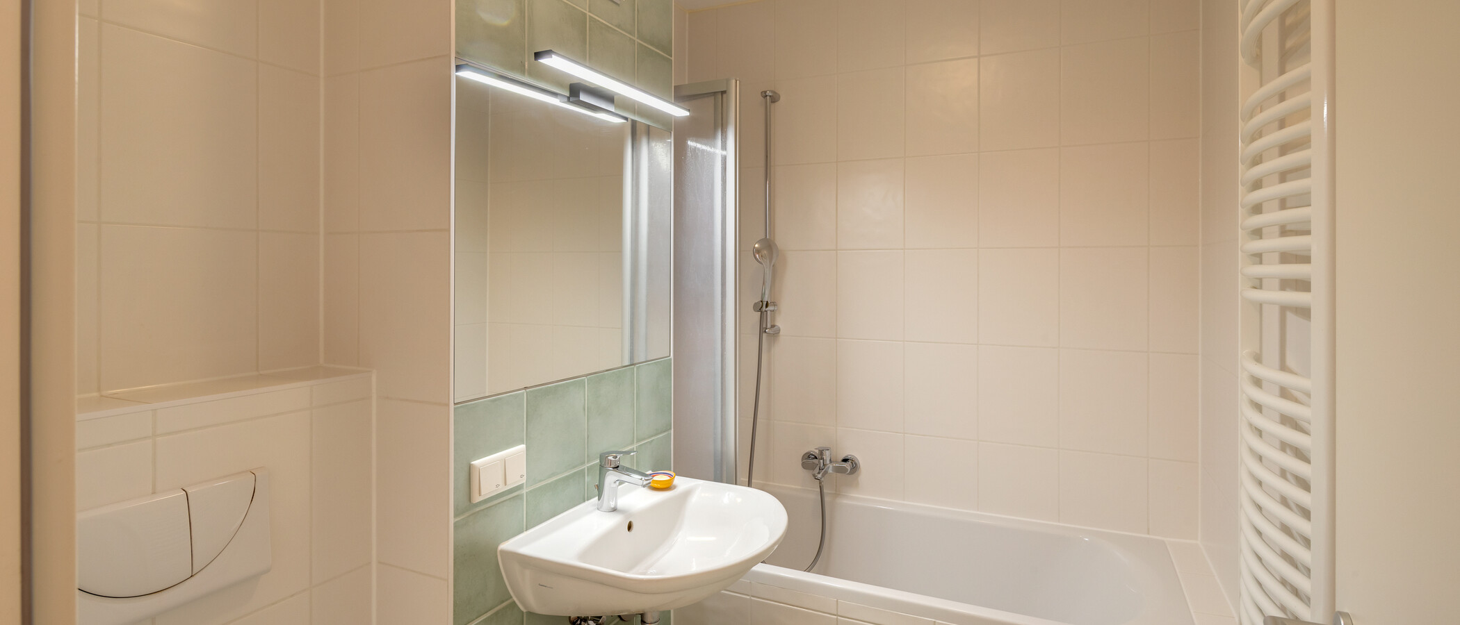 apartment München Haidhausen 01 bathroom 14922