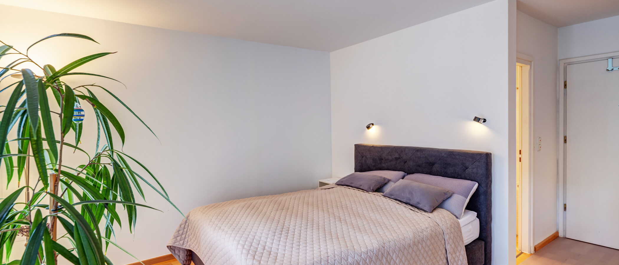 apartment München Parkstadt Bogenhausen 01 sleeping area 14923