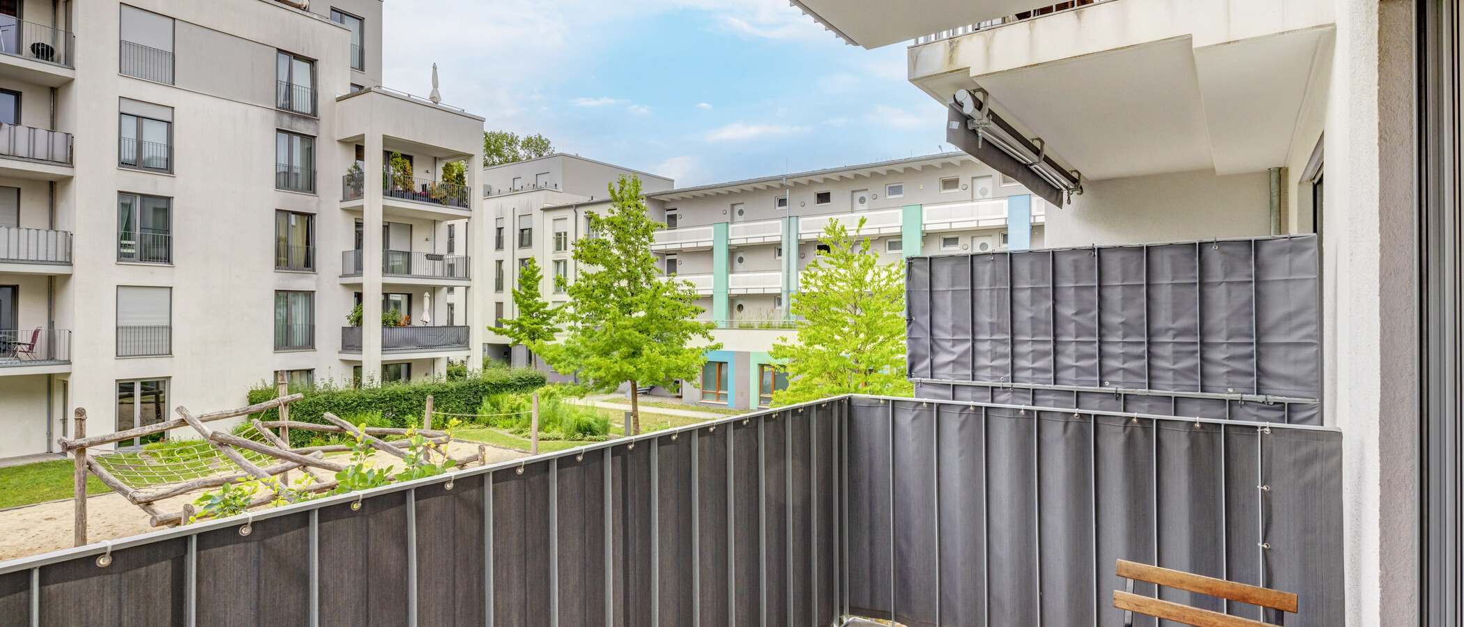 apartment München Freimann 02 balcony 14924