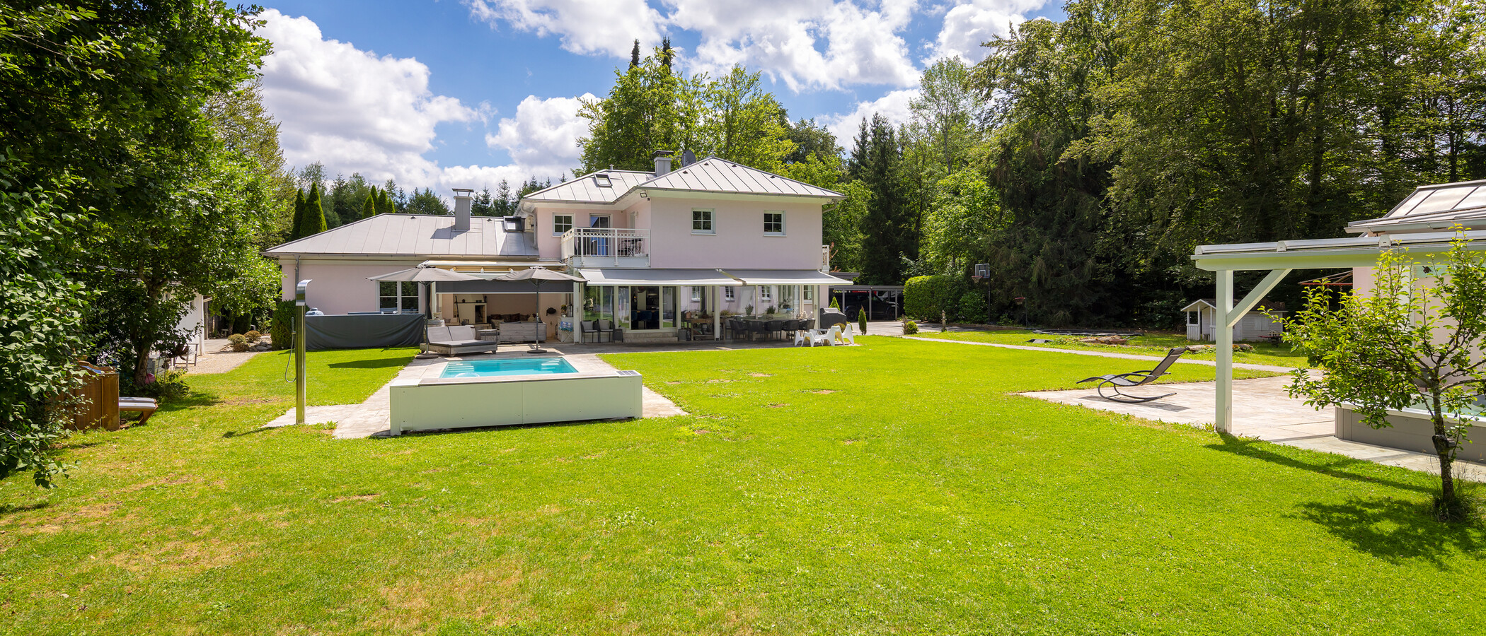 villa Oberhaching 01 garden 14925