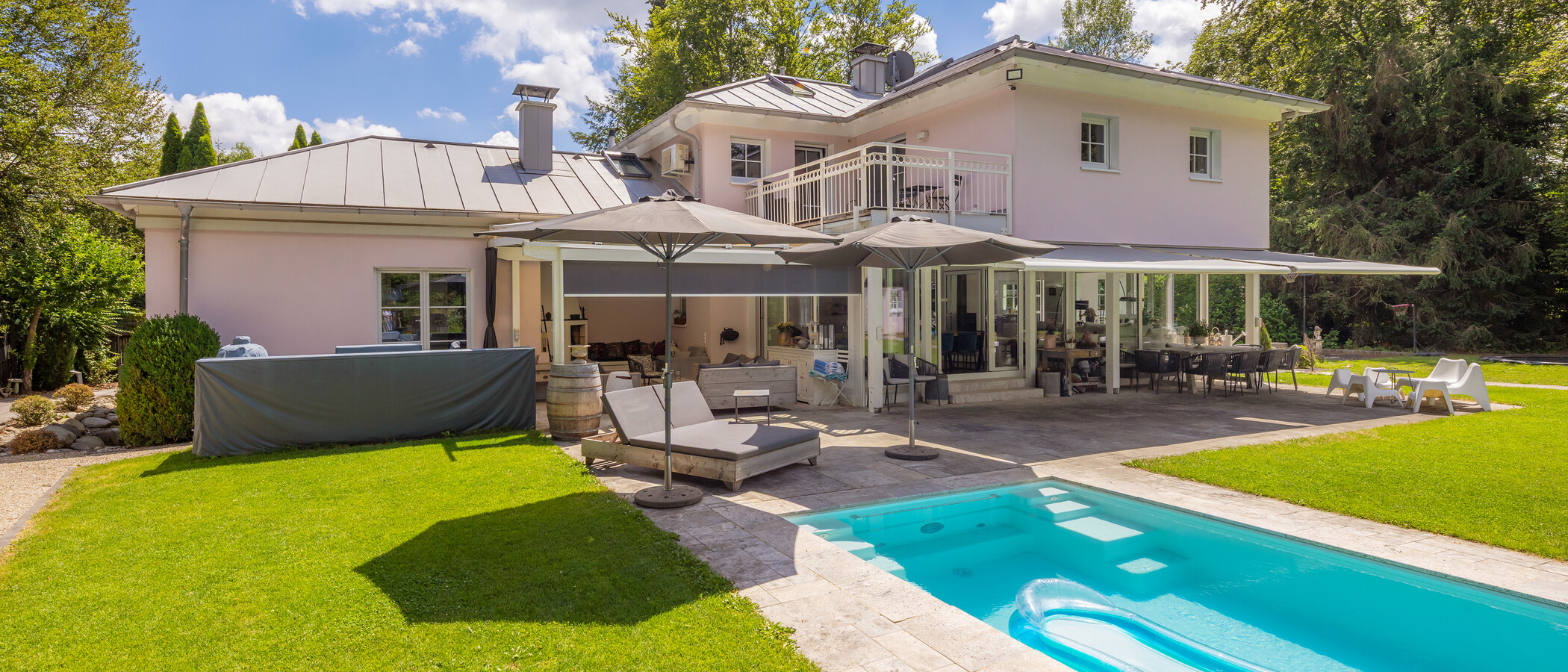 villa Oberhaching 01 terrace 14925